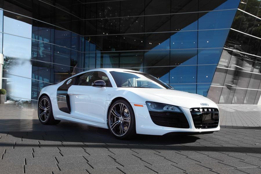  Audi R8 Exclusive Selection Edition 2012 года  (NA) (фото 10 из 18)